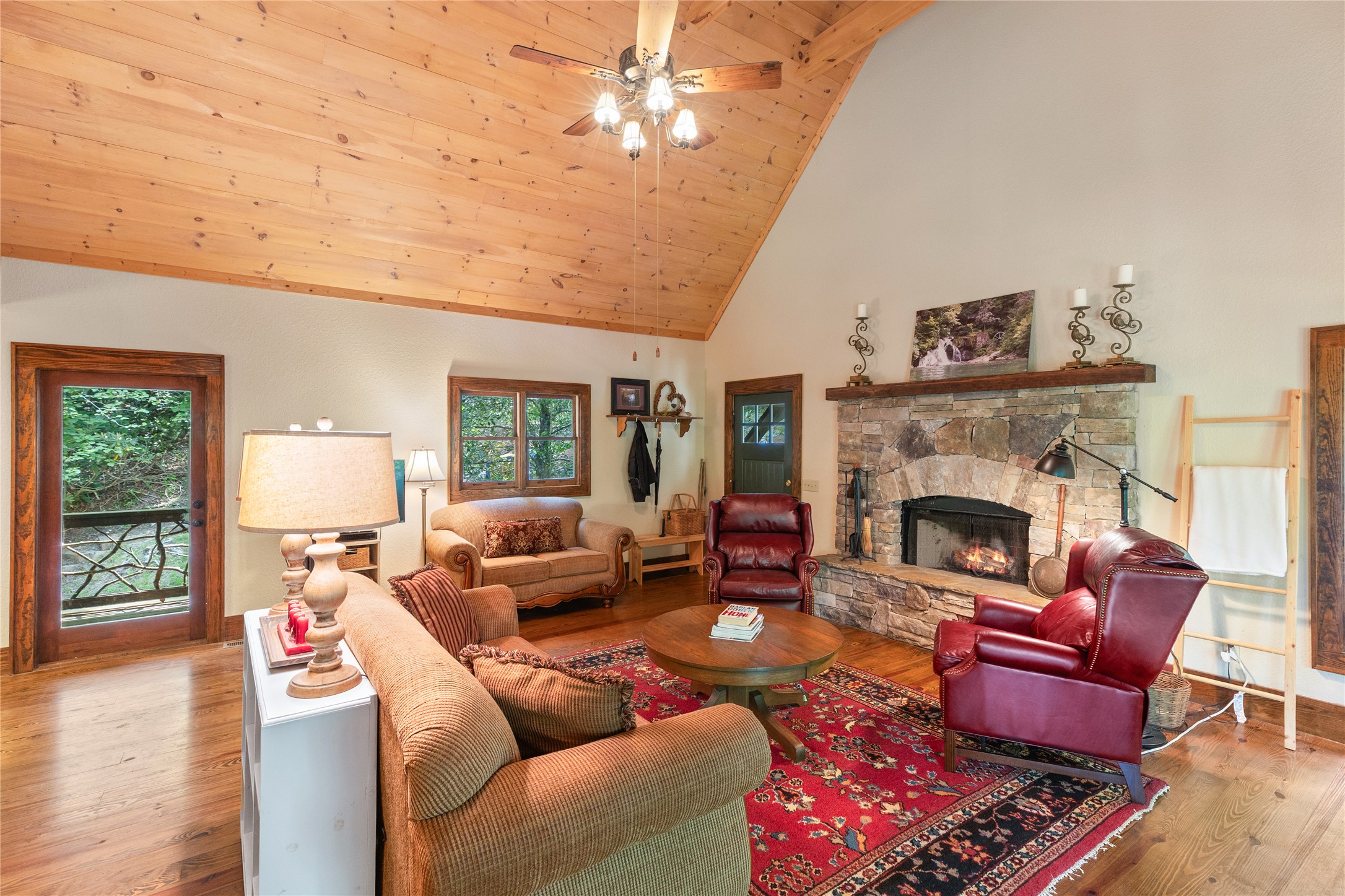 214 Sunset Court