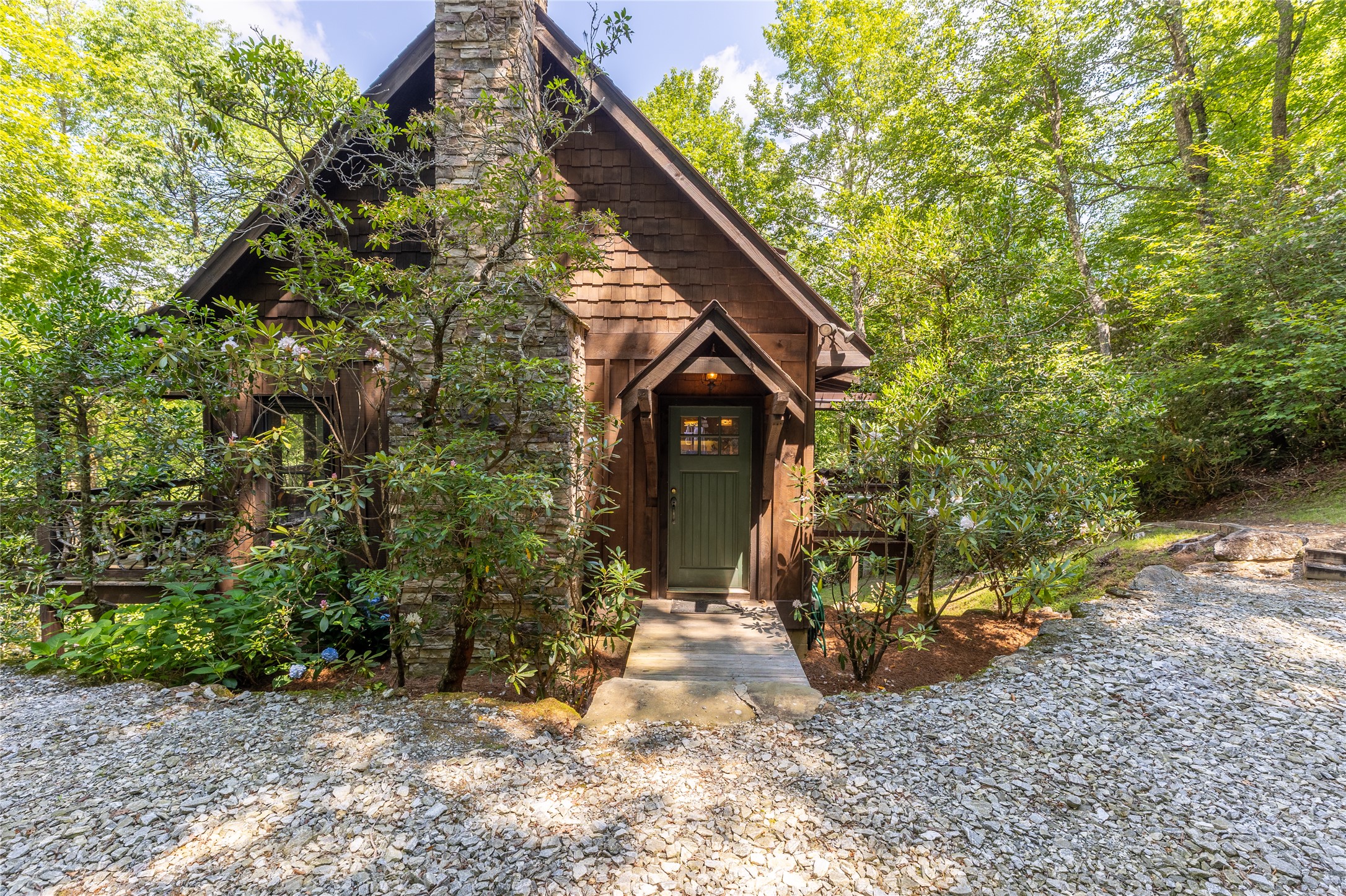 214 Sunset Court