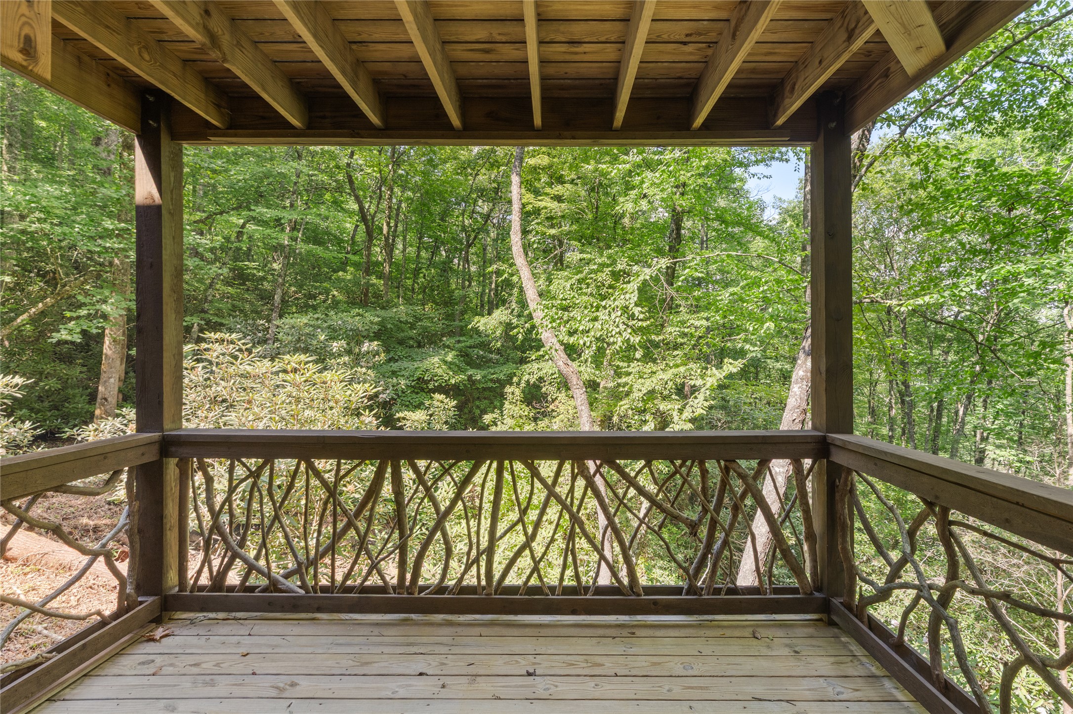 214 Sunset Court