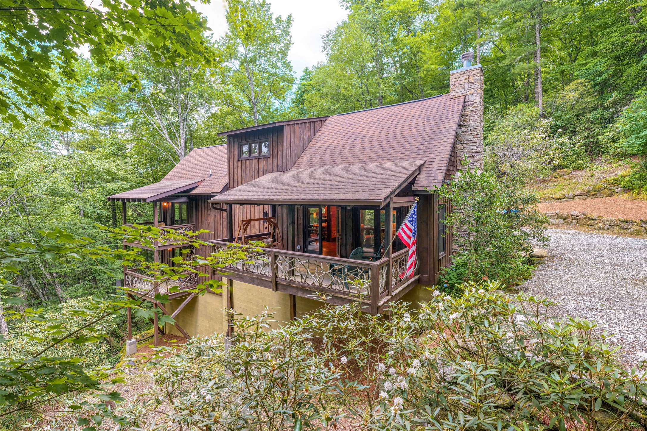214 Sunset Court