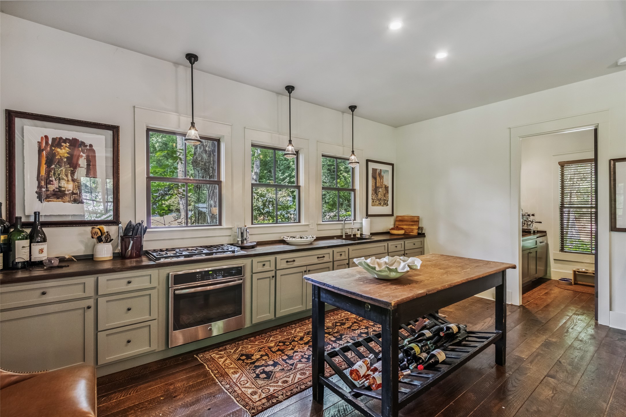 804 Moorewood Road