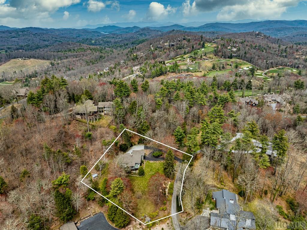 521 Azalea Lane