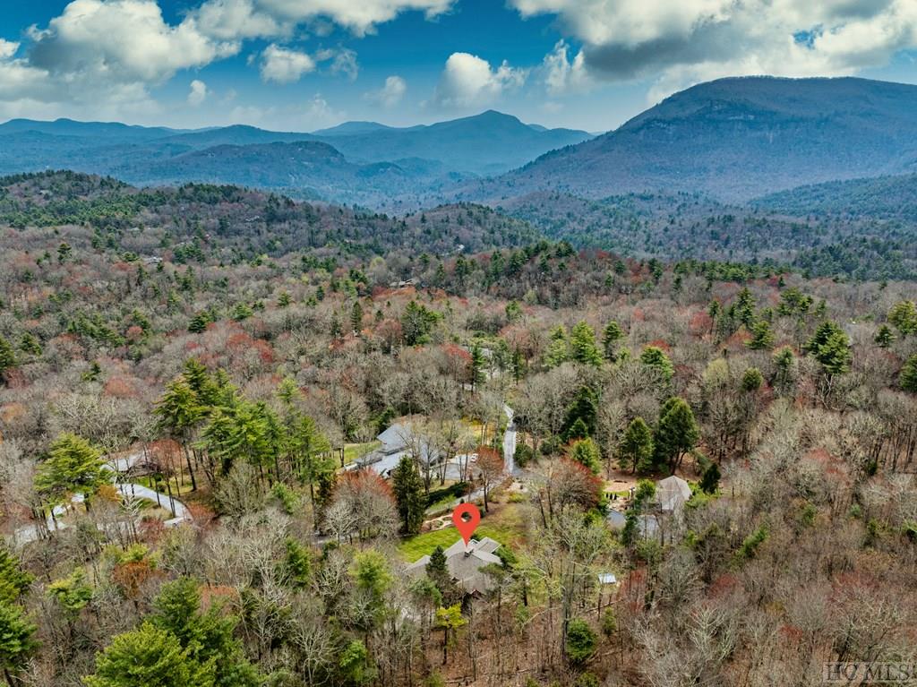 521 Azalea Lane