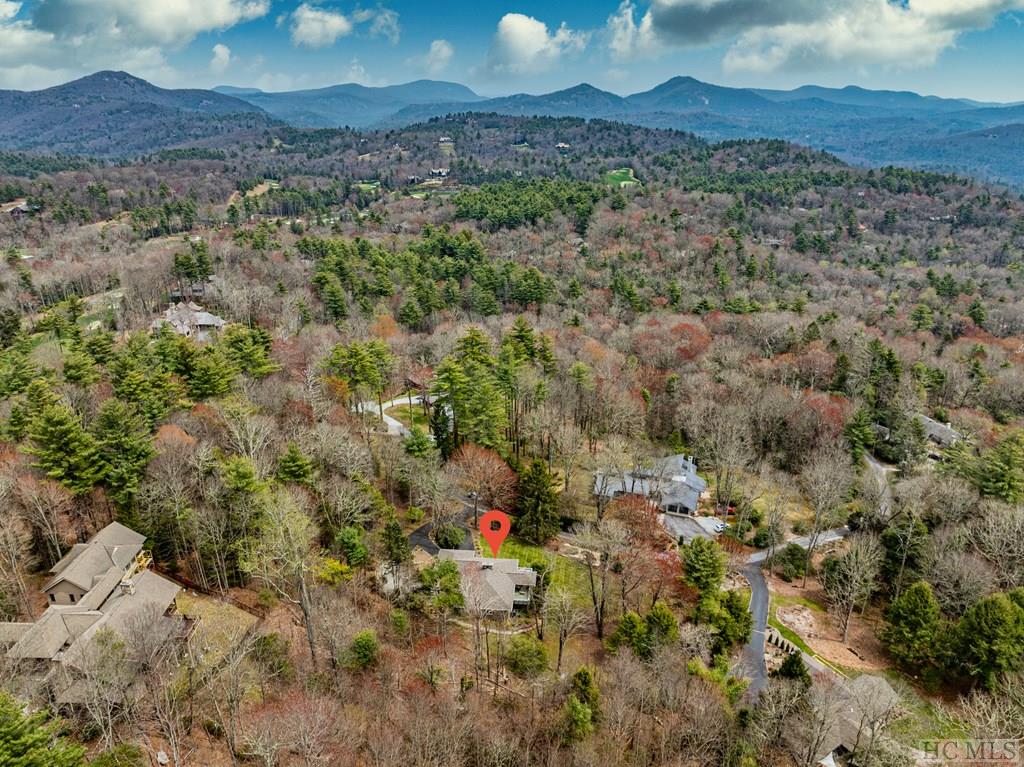 521 Azalea Lane