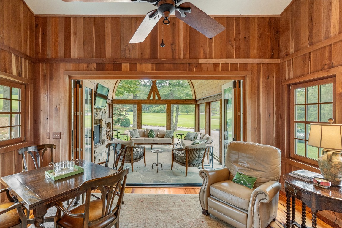 346 Hummingbird Lane