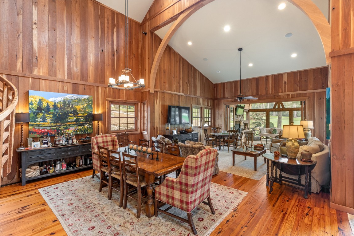 346 Hummingbird Lane