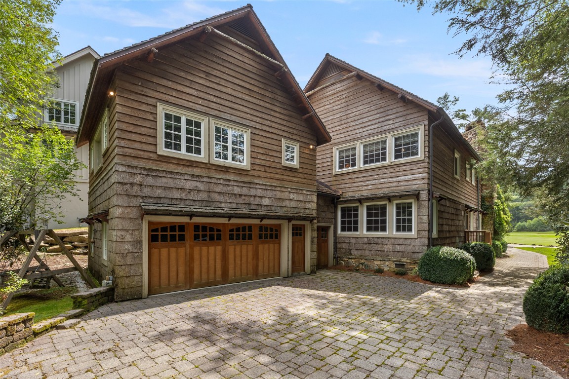 346 Hummingbird Lane