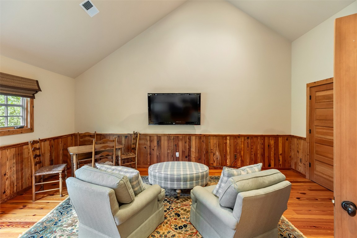 346 Hummingbird Lane