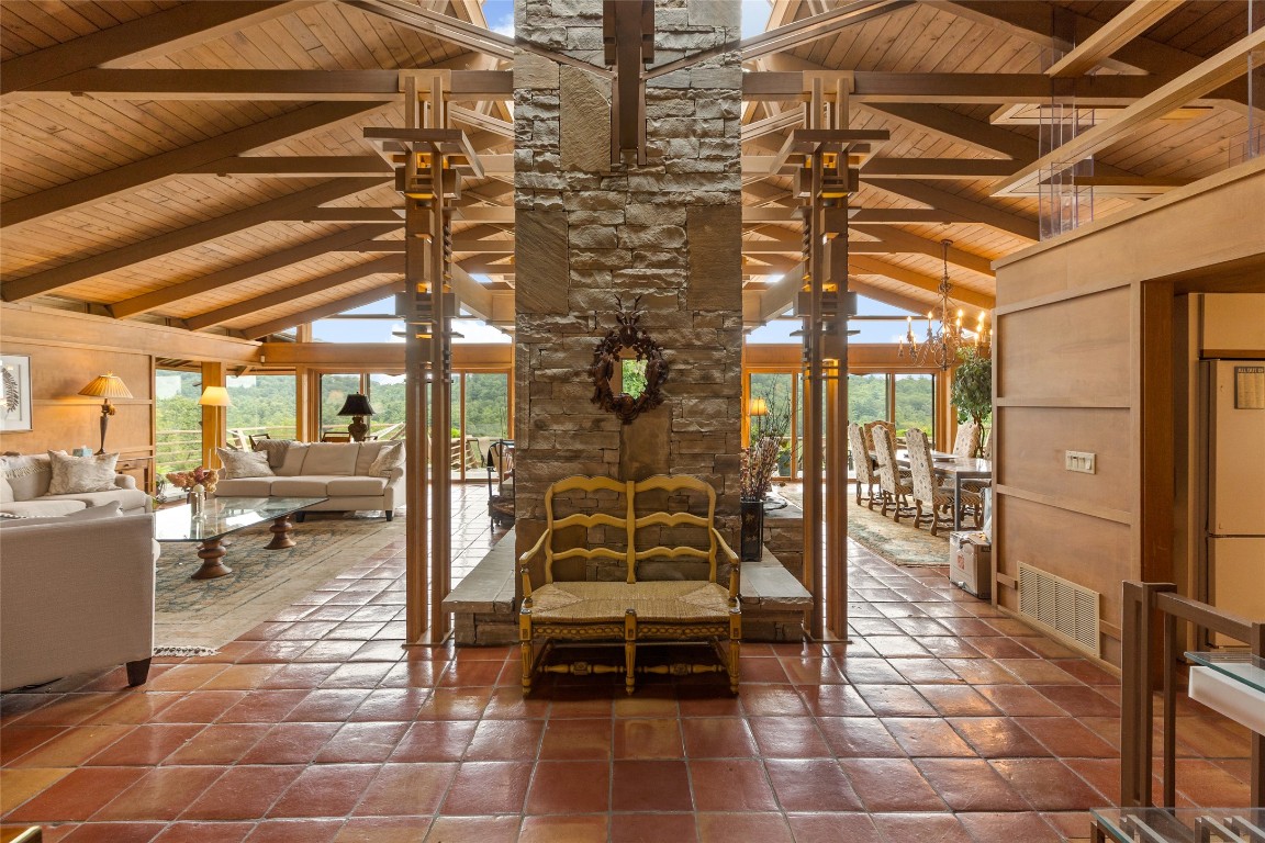 148 Mountain Ash Lane