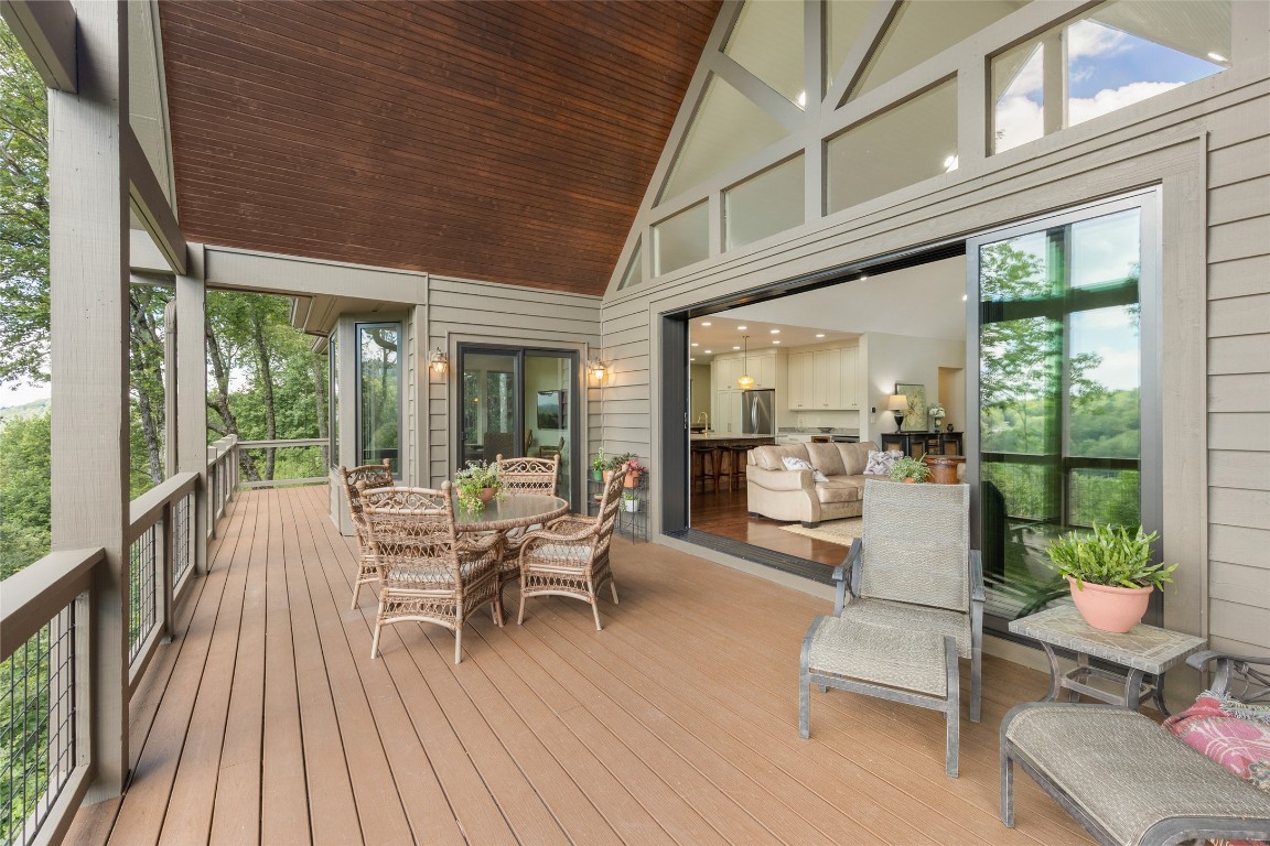 451 Country Club Drive