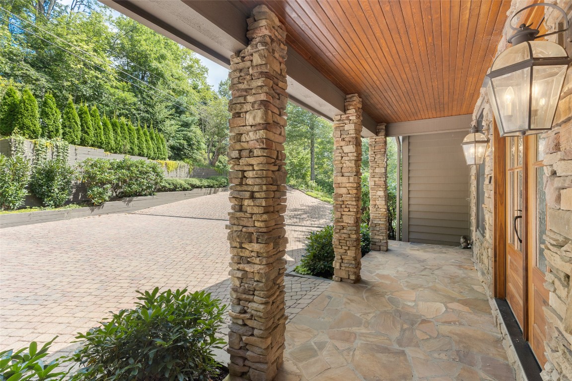 451 Country Club Drive