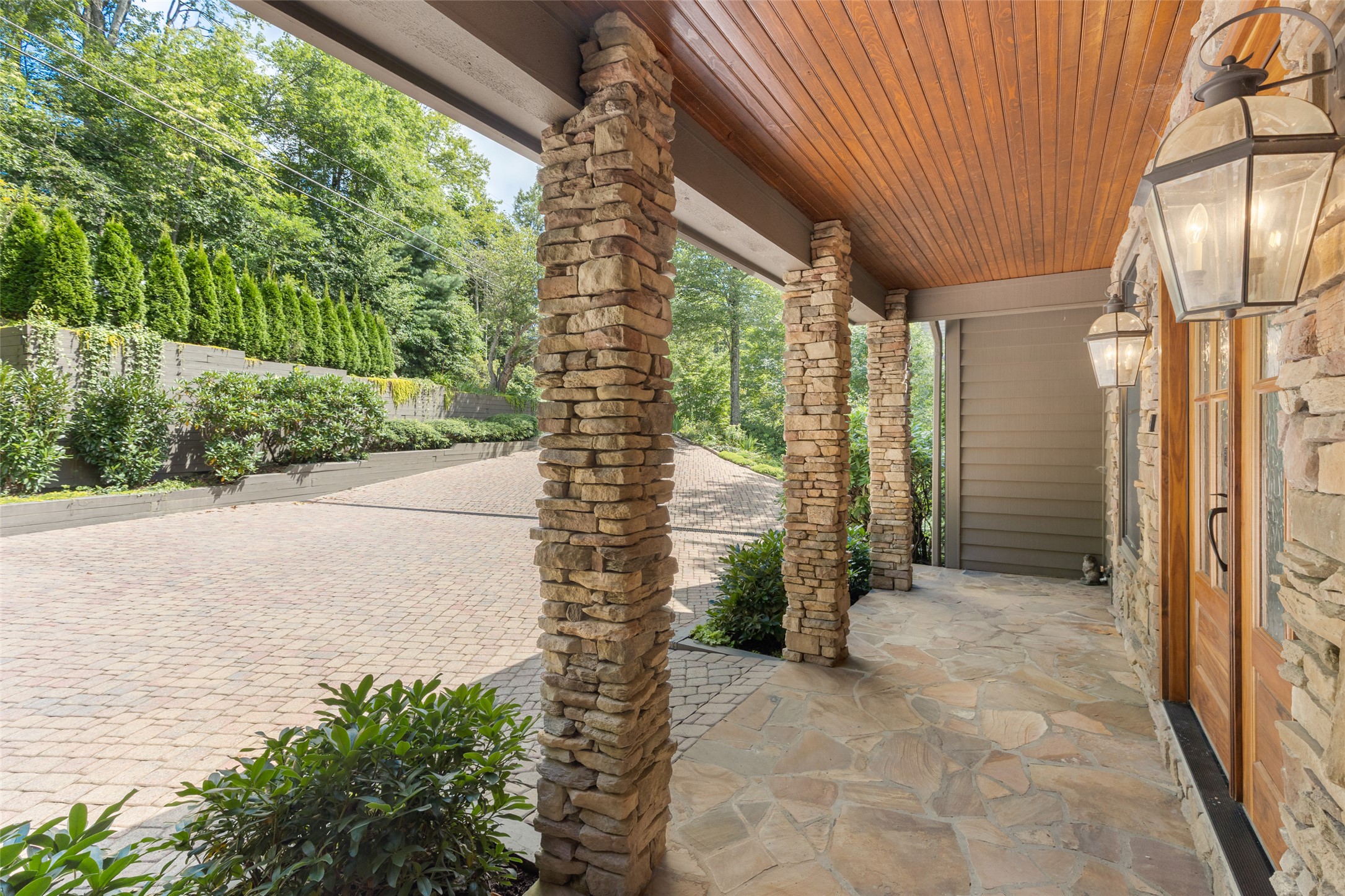 451 Country Club Drive