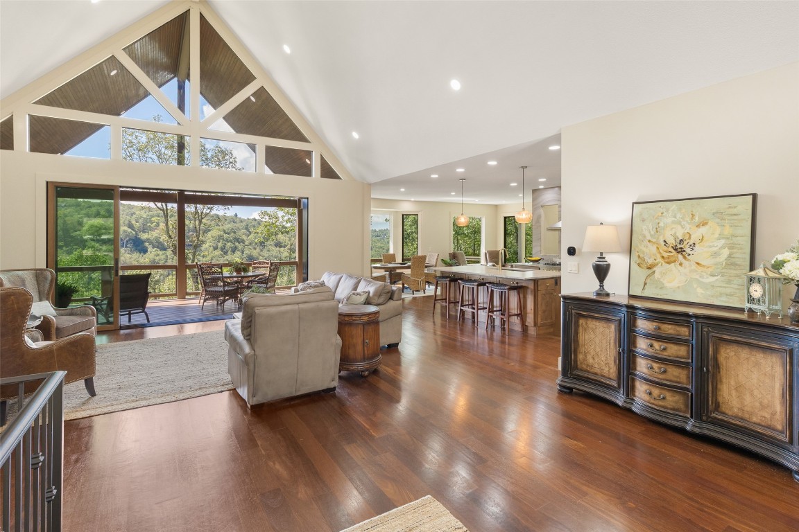 451 Country Club Drive