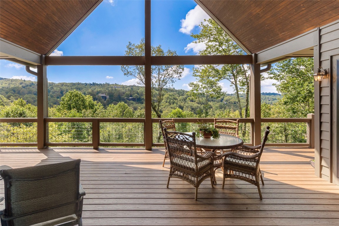 451 Country Club Drive