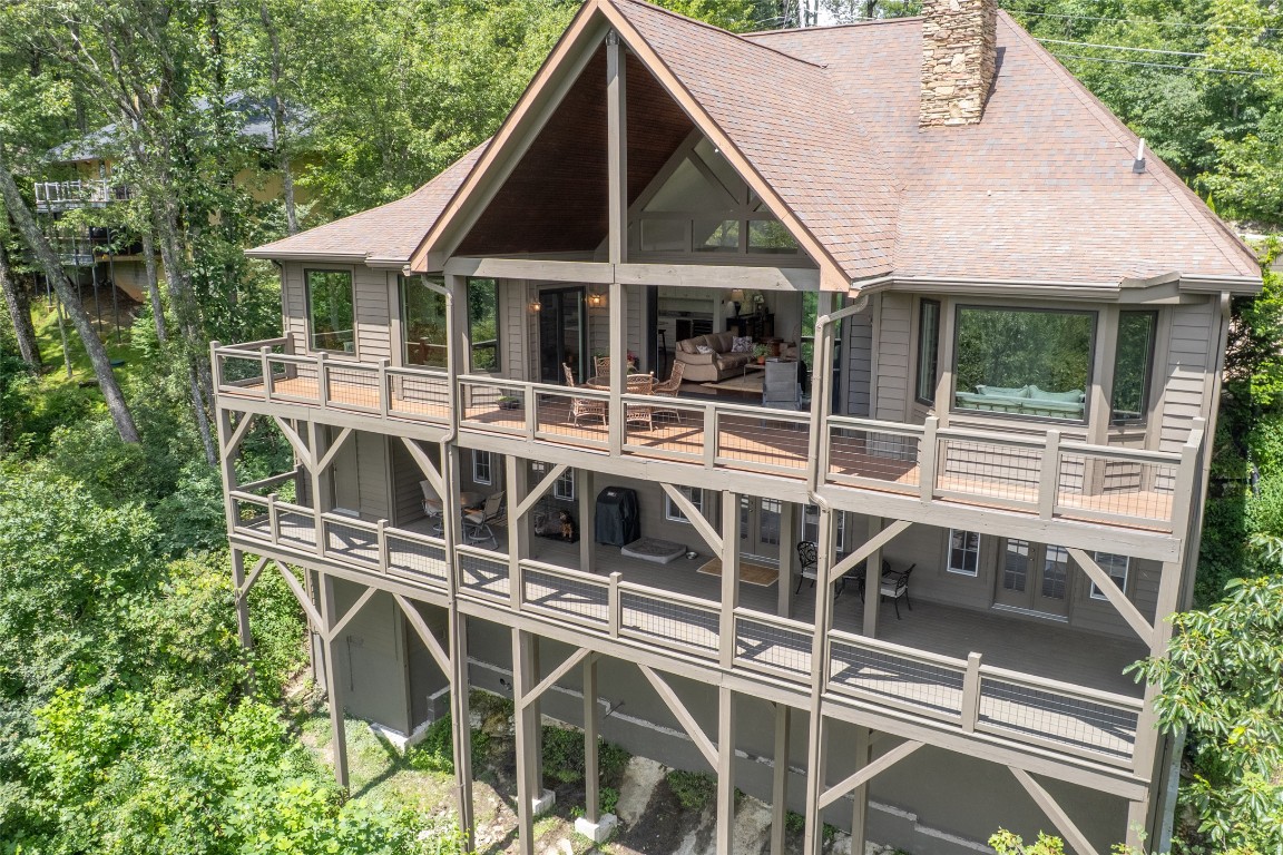 451 Country Club Drive