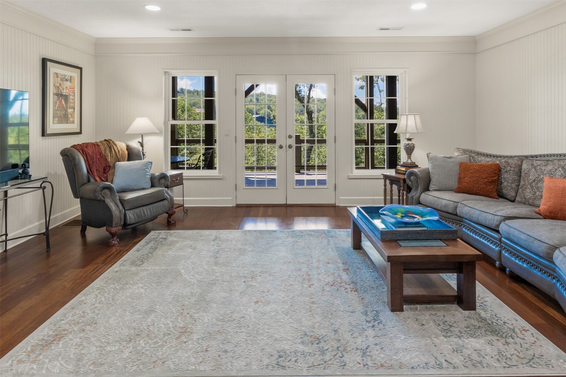 451 Country Club Drive