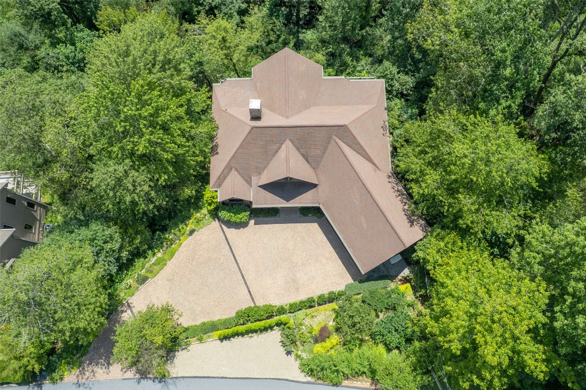 451 Country Club Drive