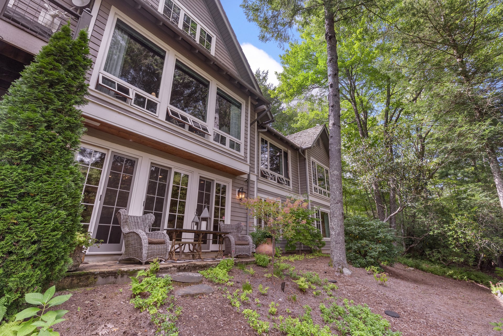1442 Owl Gap Road
