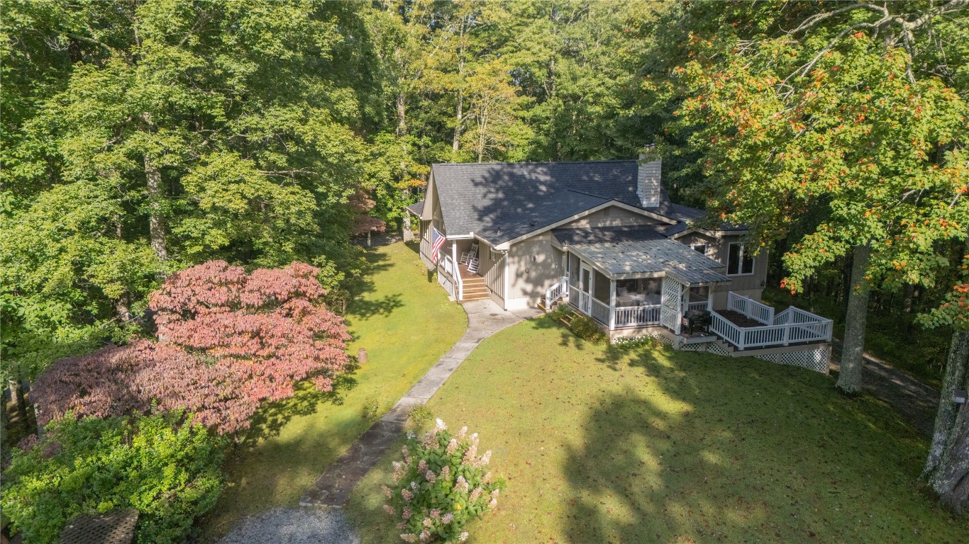 384 Kettle Creek Road