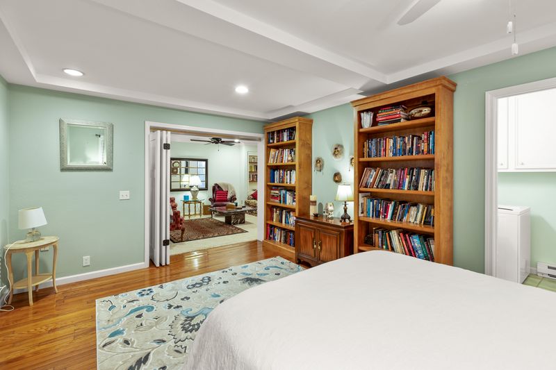 384 Kettle Creek Road