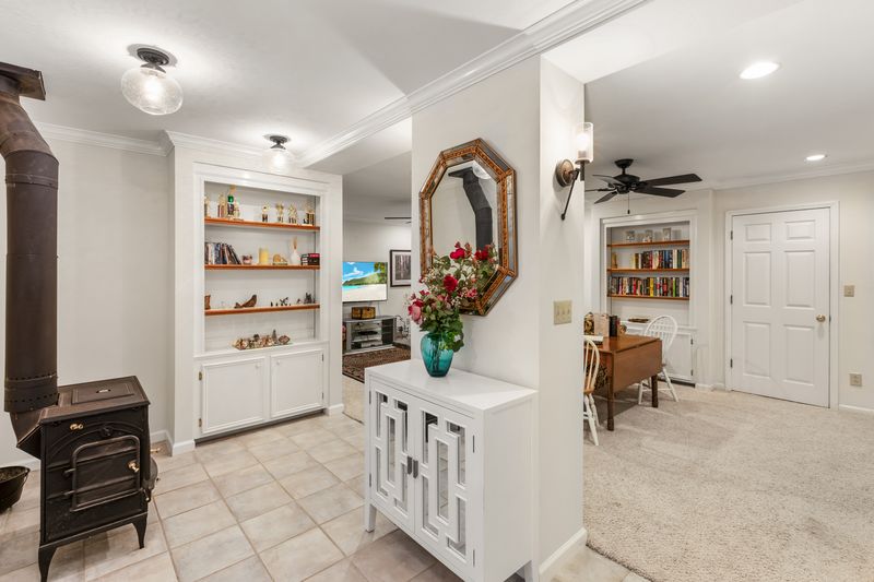 384 Kettle Creek Road
