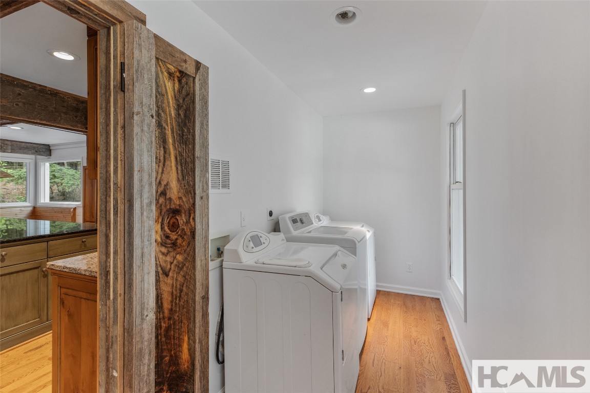 418 Woodpecker Trail