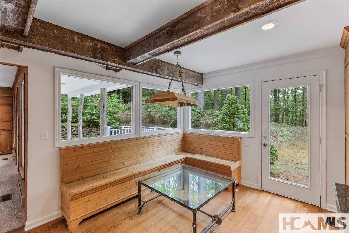 418 Woodpecker Trail