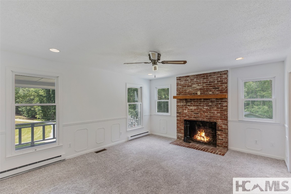 418 Woodpecker Trail