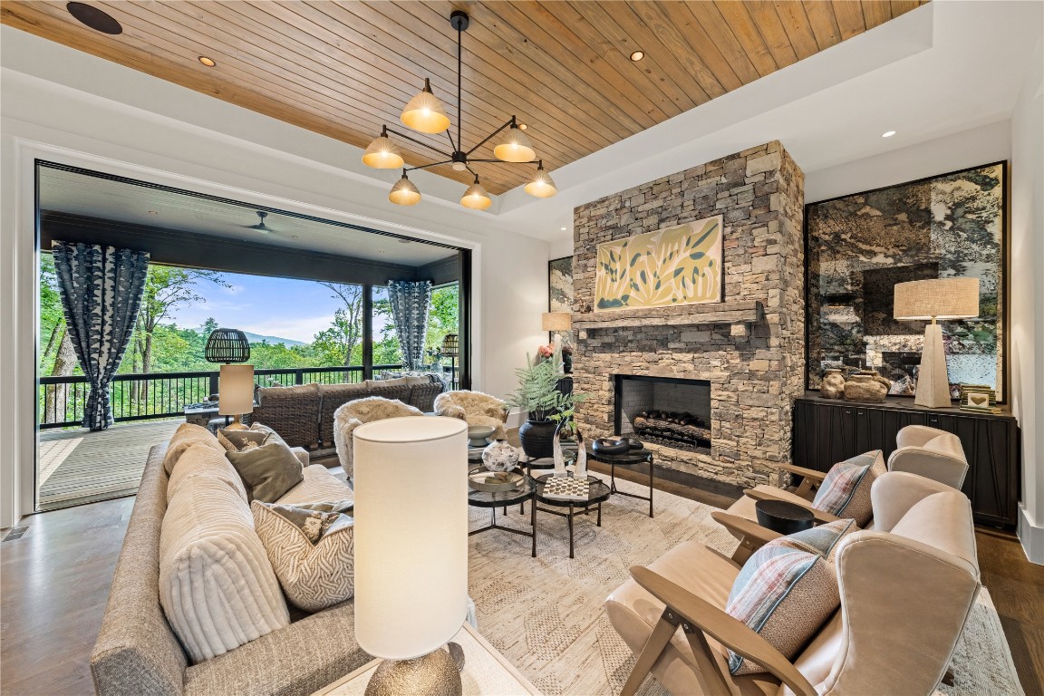 47 Hayes Trail Drive