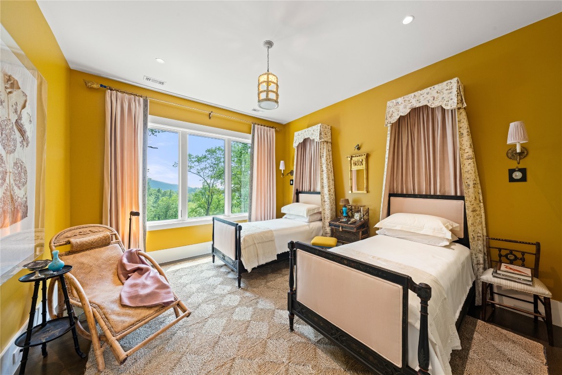 47 Hayes Trail Drive