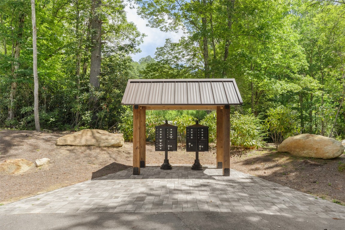 47 Hayes Trail Drive