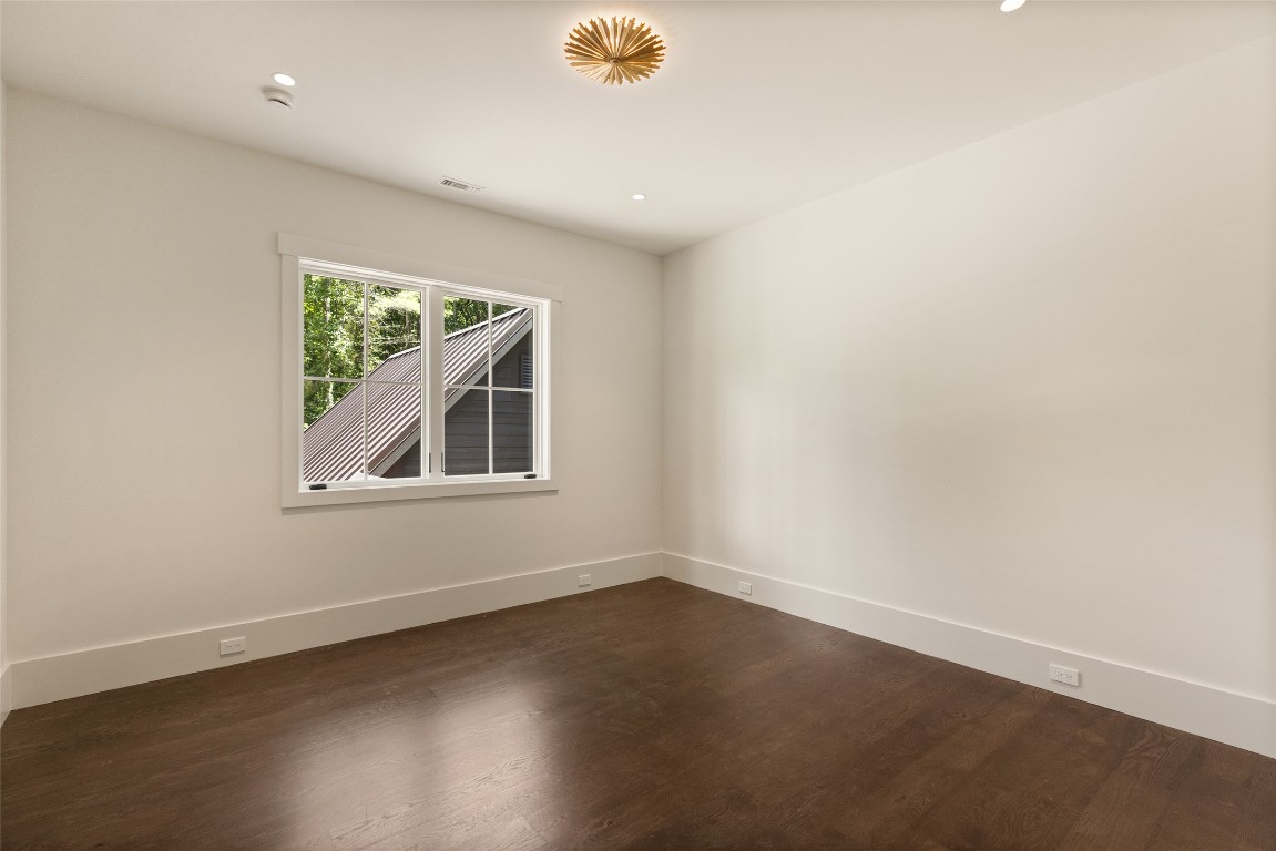 47 Hayes Trail Drive