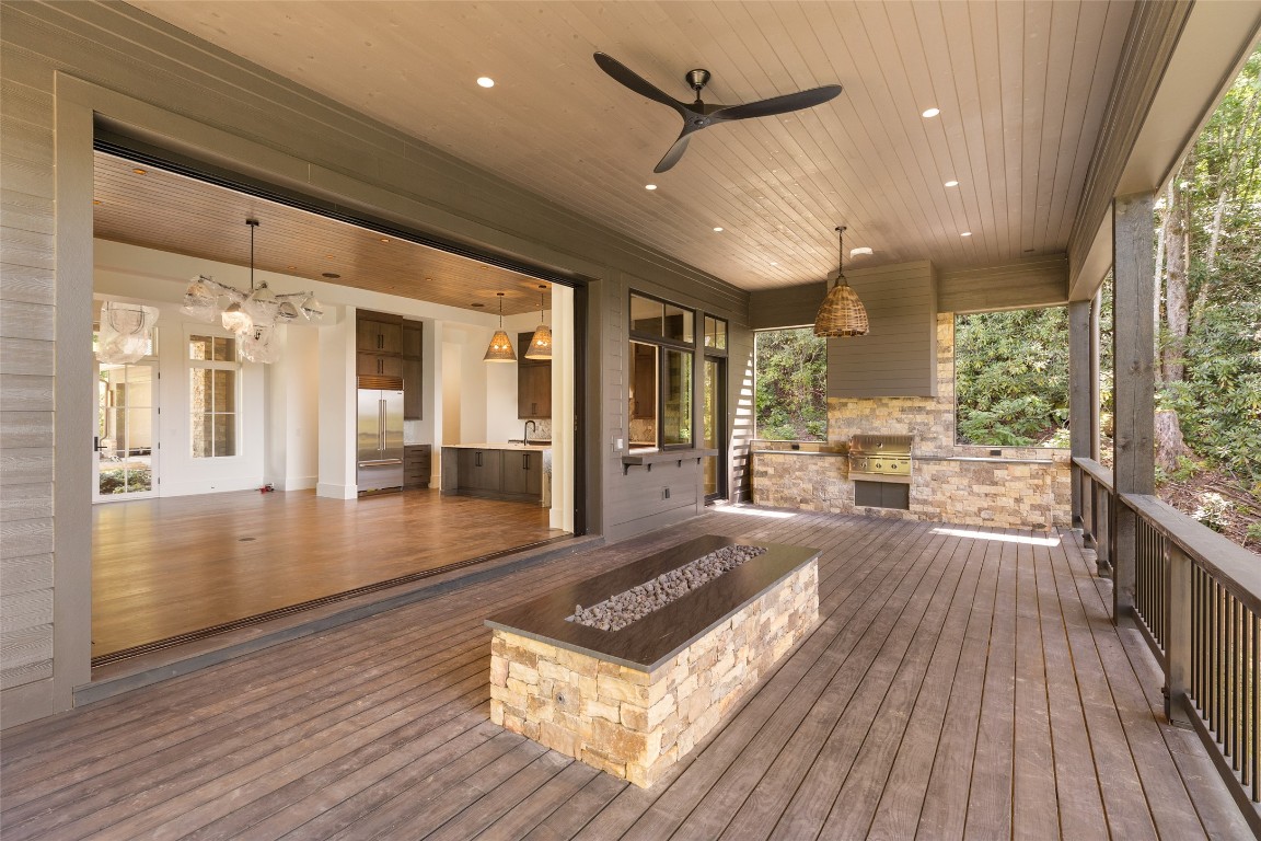 47 Hayes Trail Drive