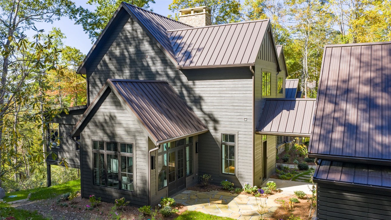 47 Hayes Trail Drive