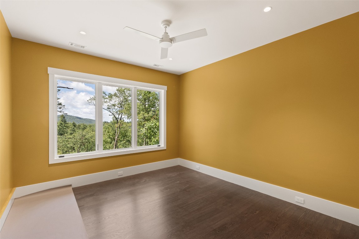 47 Hayes Trail Drive