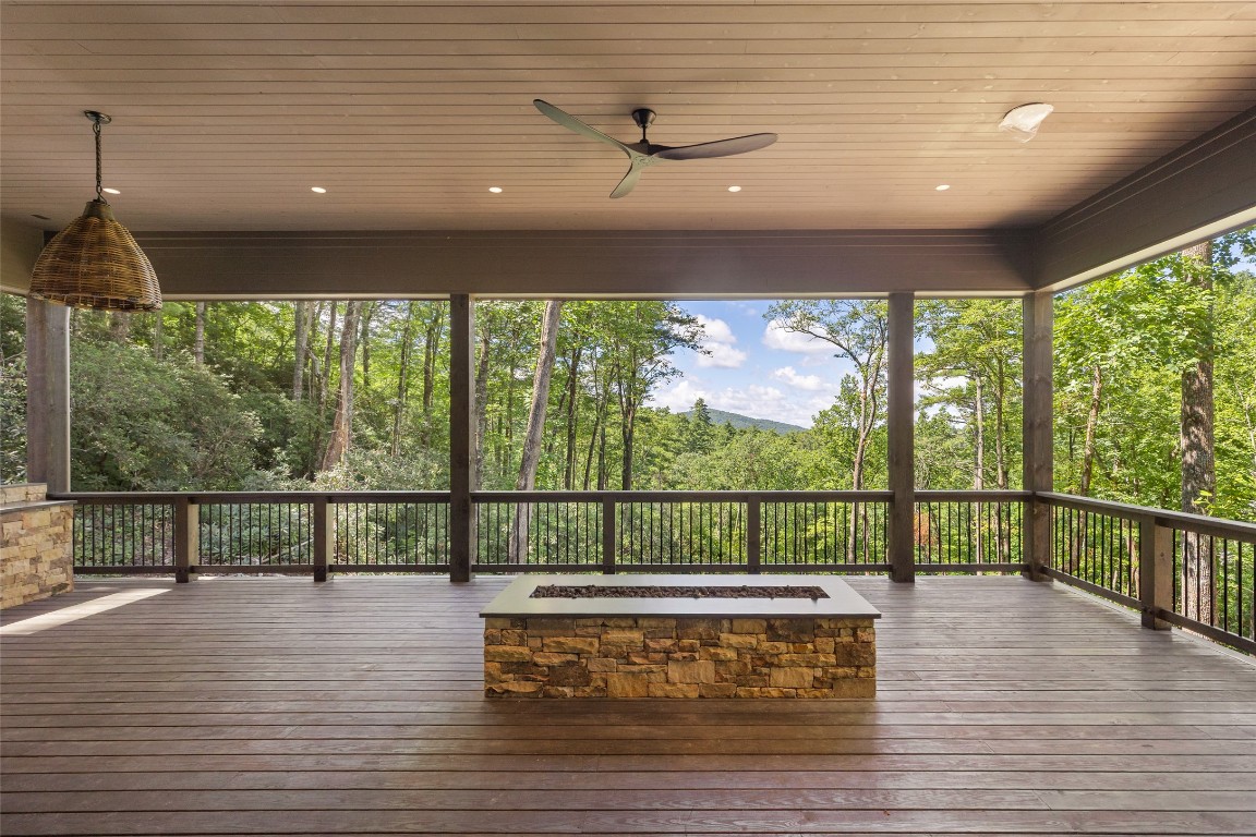 47 Hayes Trail Drive