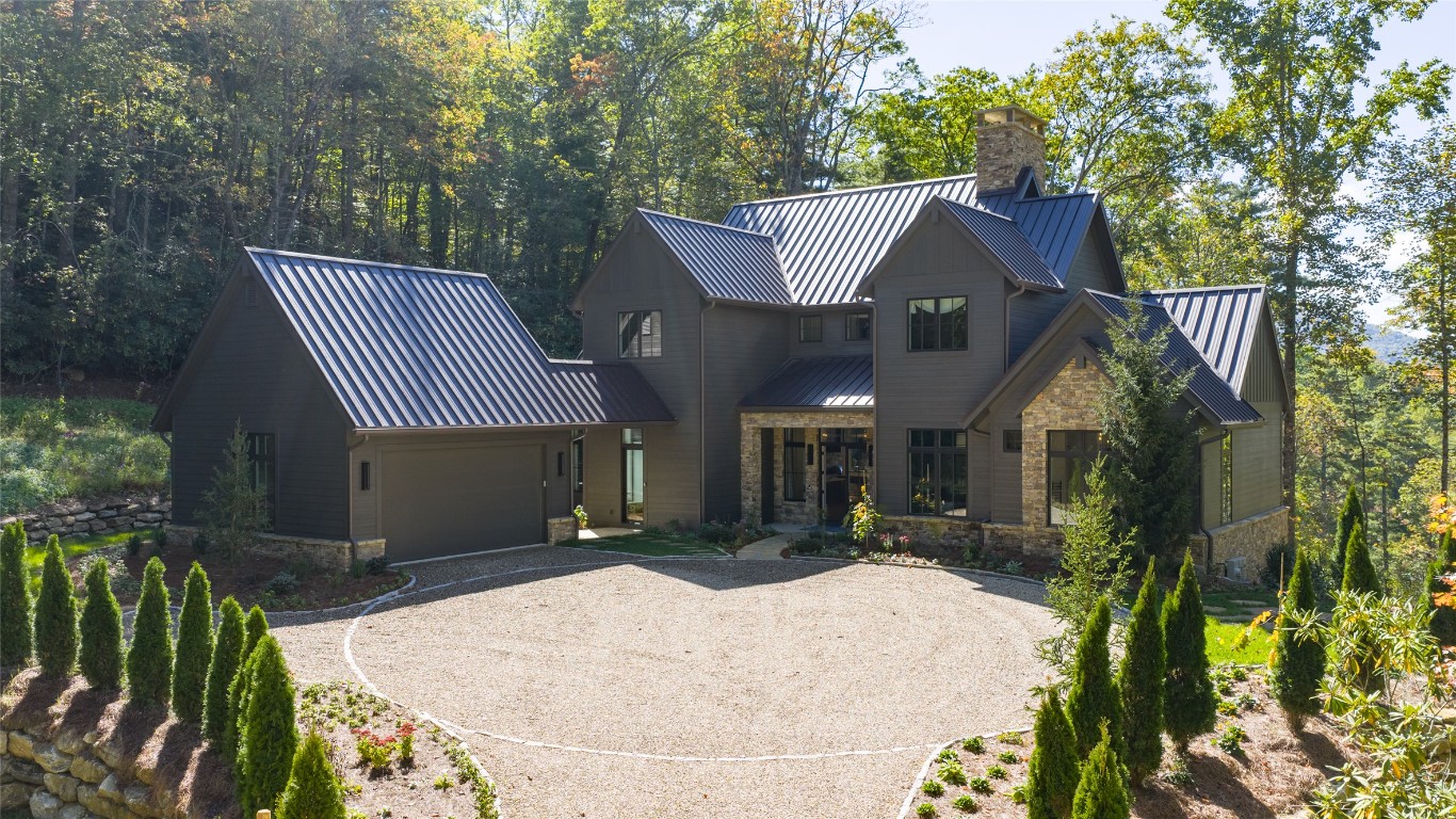 47 Hayes Trail Drive