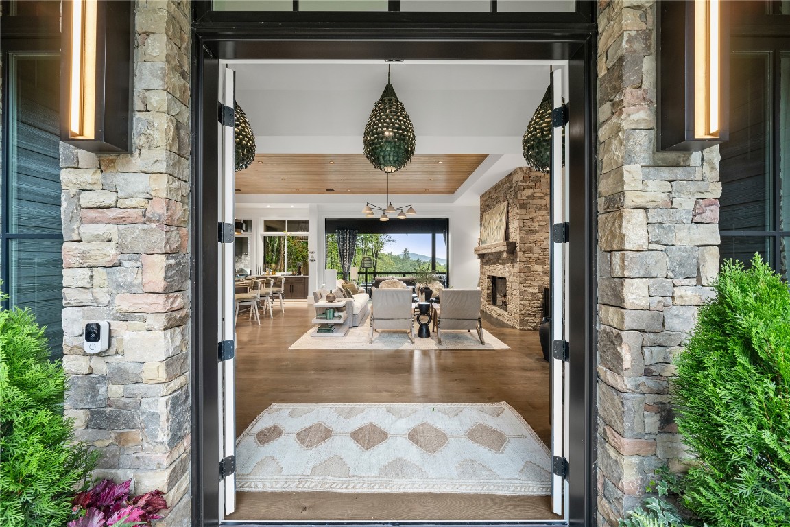 47 Hayes Trail Drive