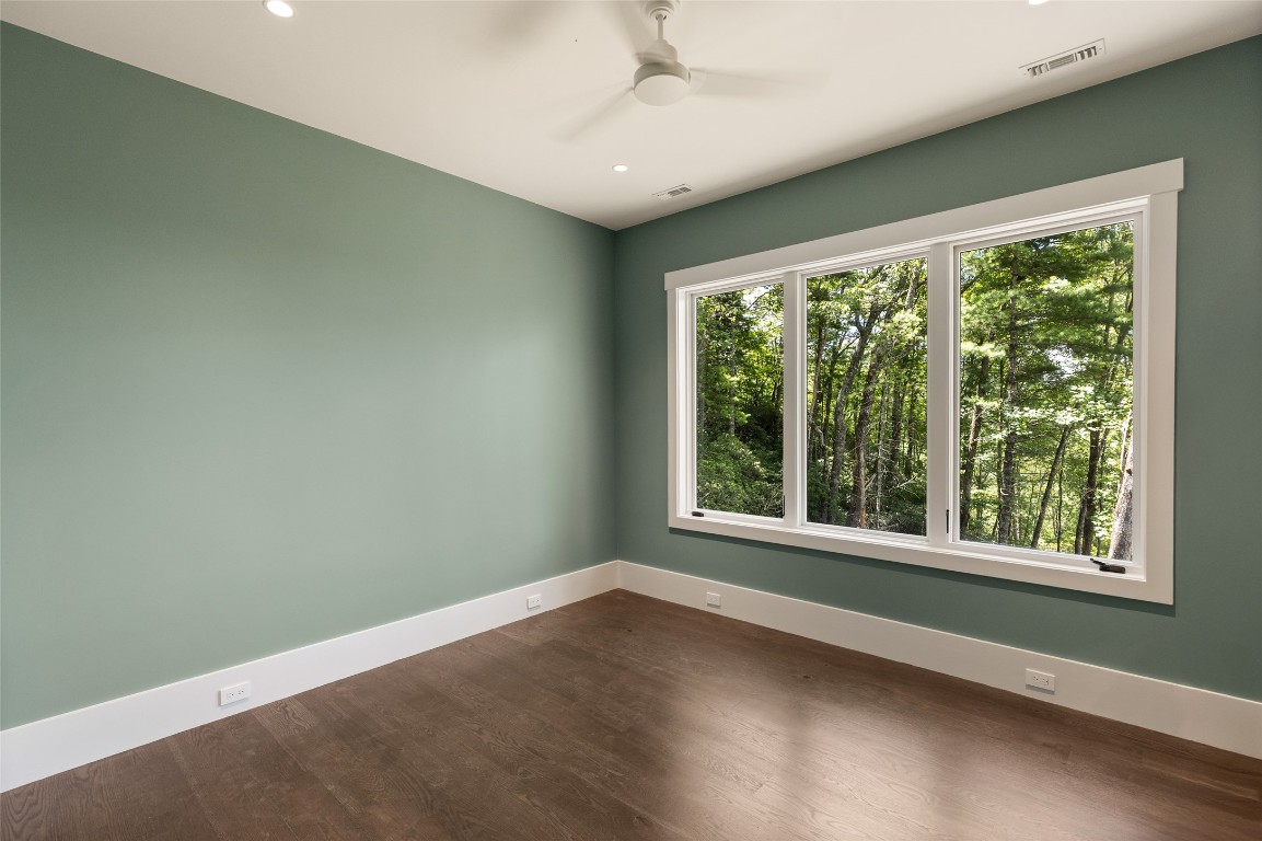 47 Hayes Trail Drive