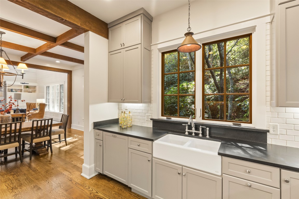 107 Old Edwards Circle