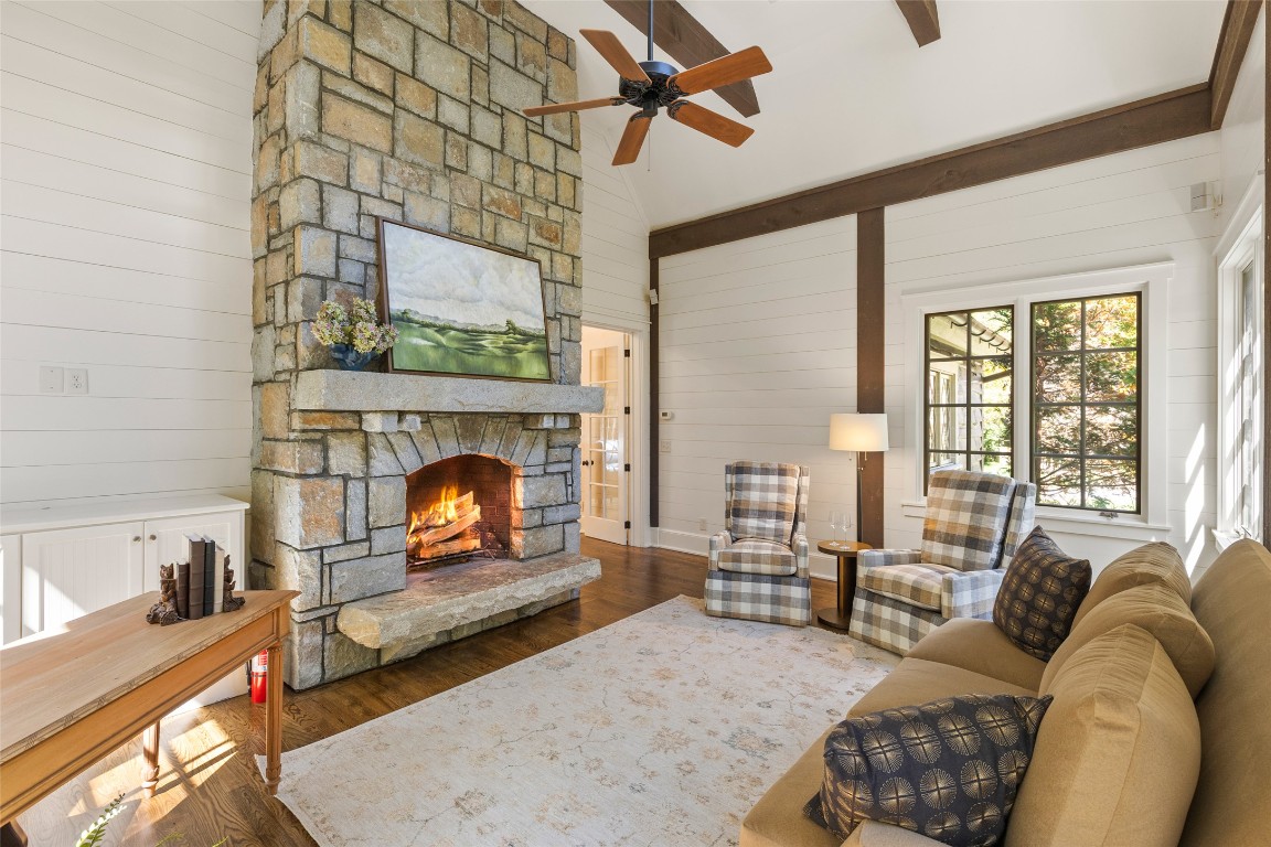 107 Old Edwards Circle