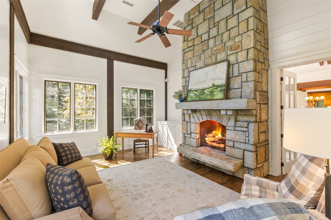 107 Old Edwards Circle