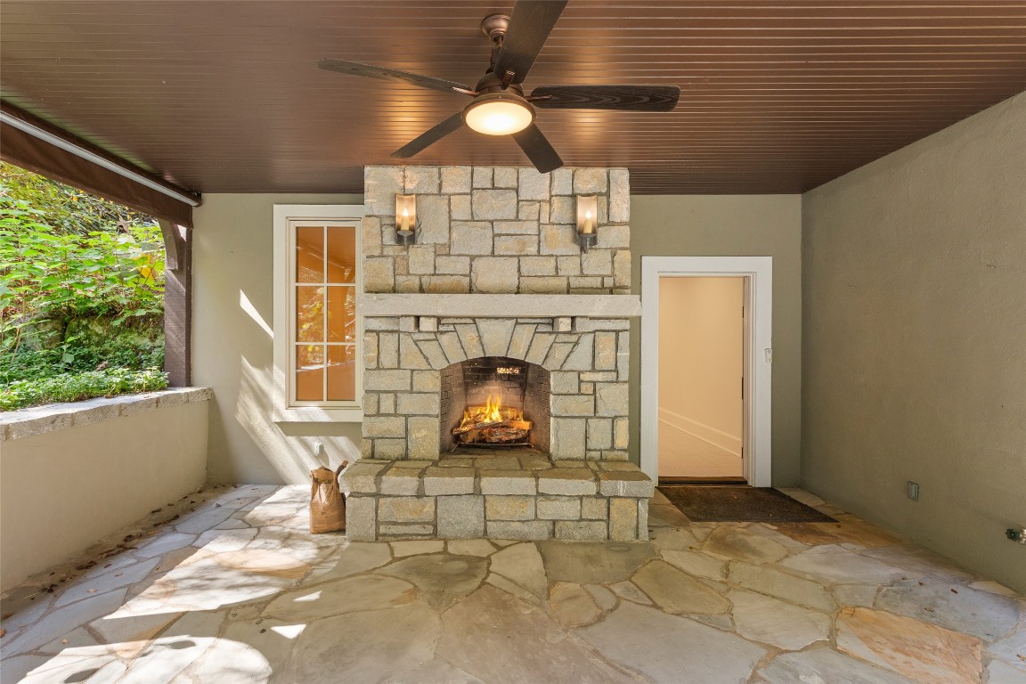 107 Old Edwards Circle