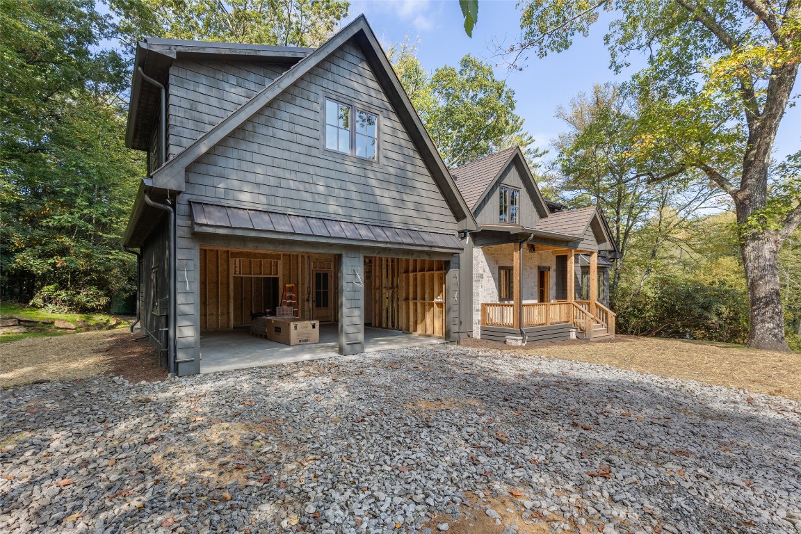 25 Hemlock Ridge