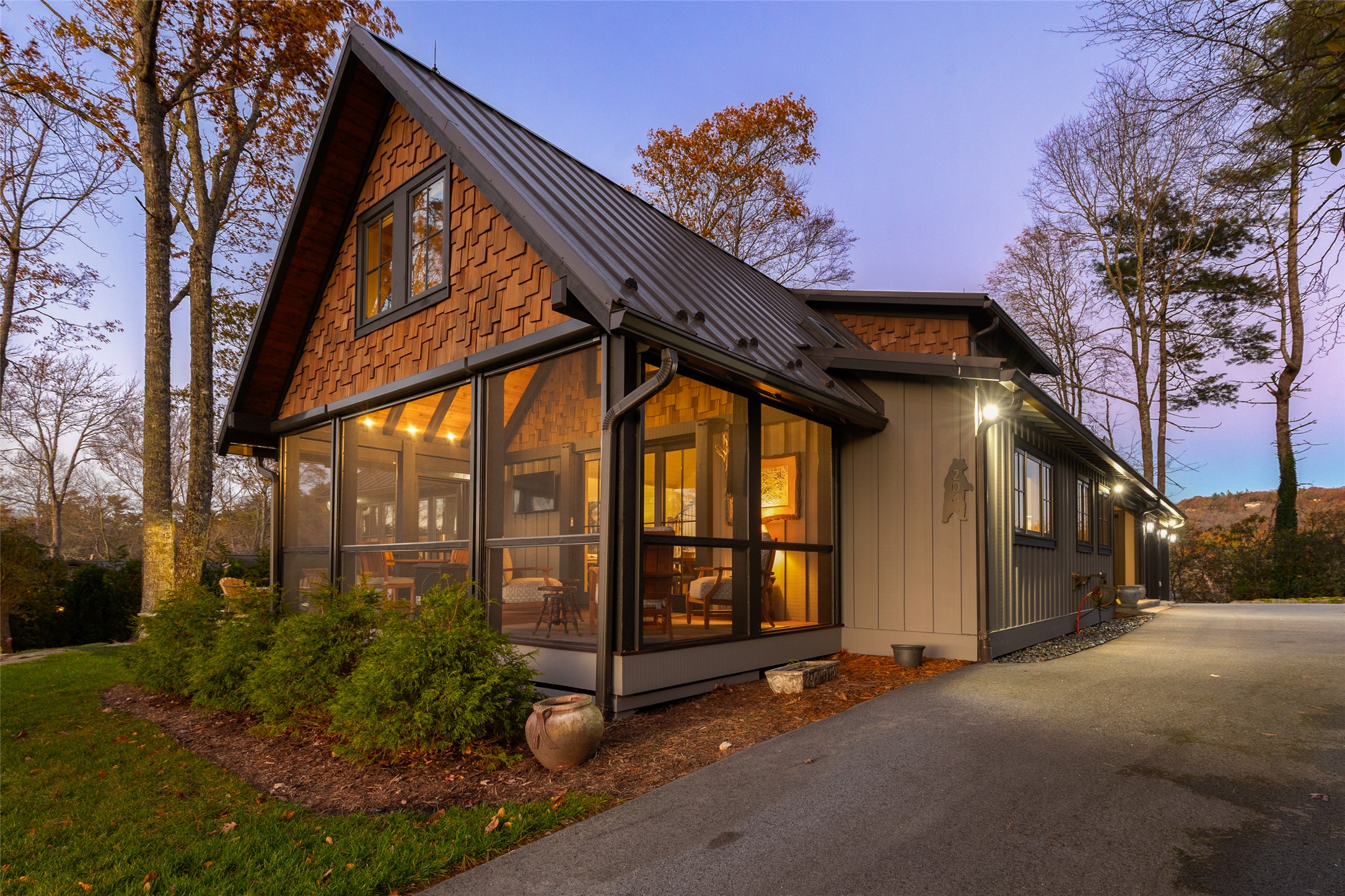 204 Pinecrest Road