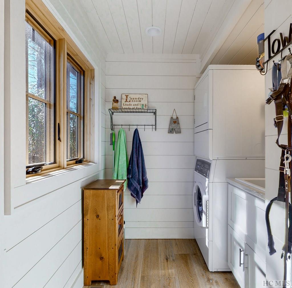 204 Pinecrest Road