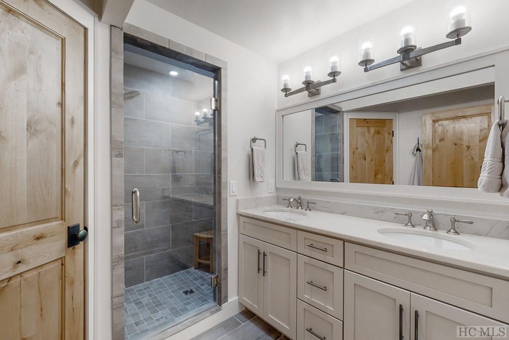 204 Pinecrest Road