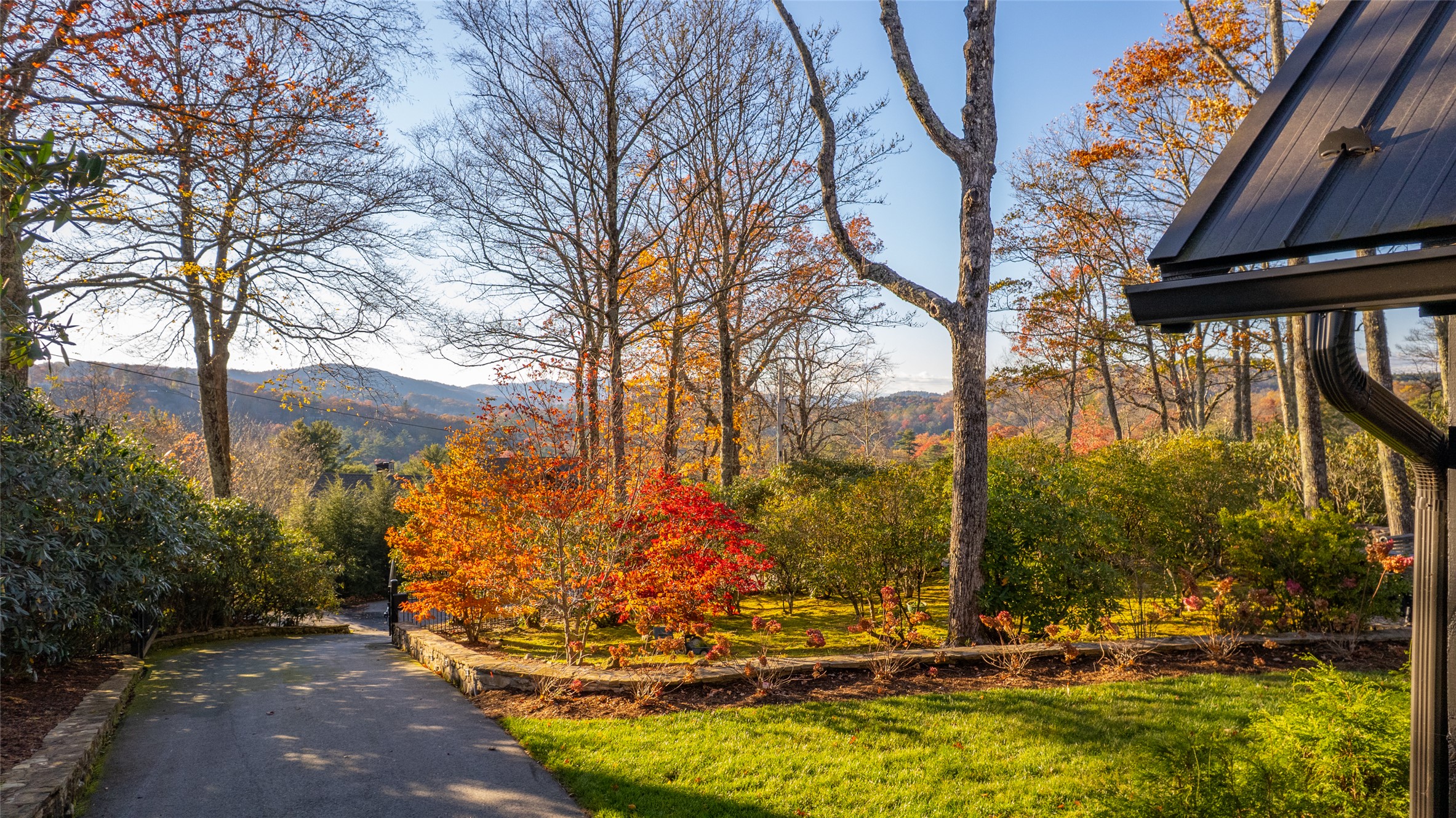 204 Pinecrest Road