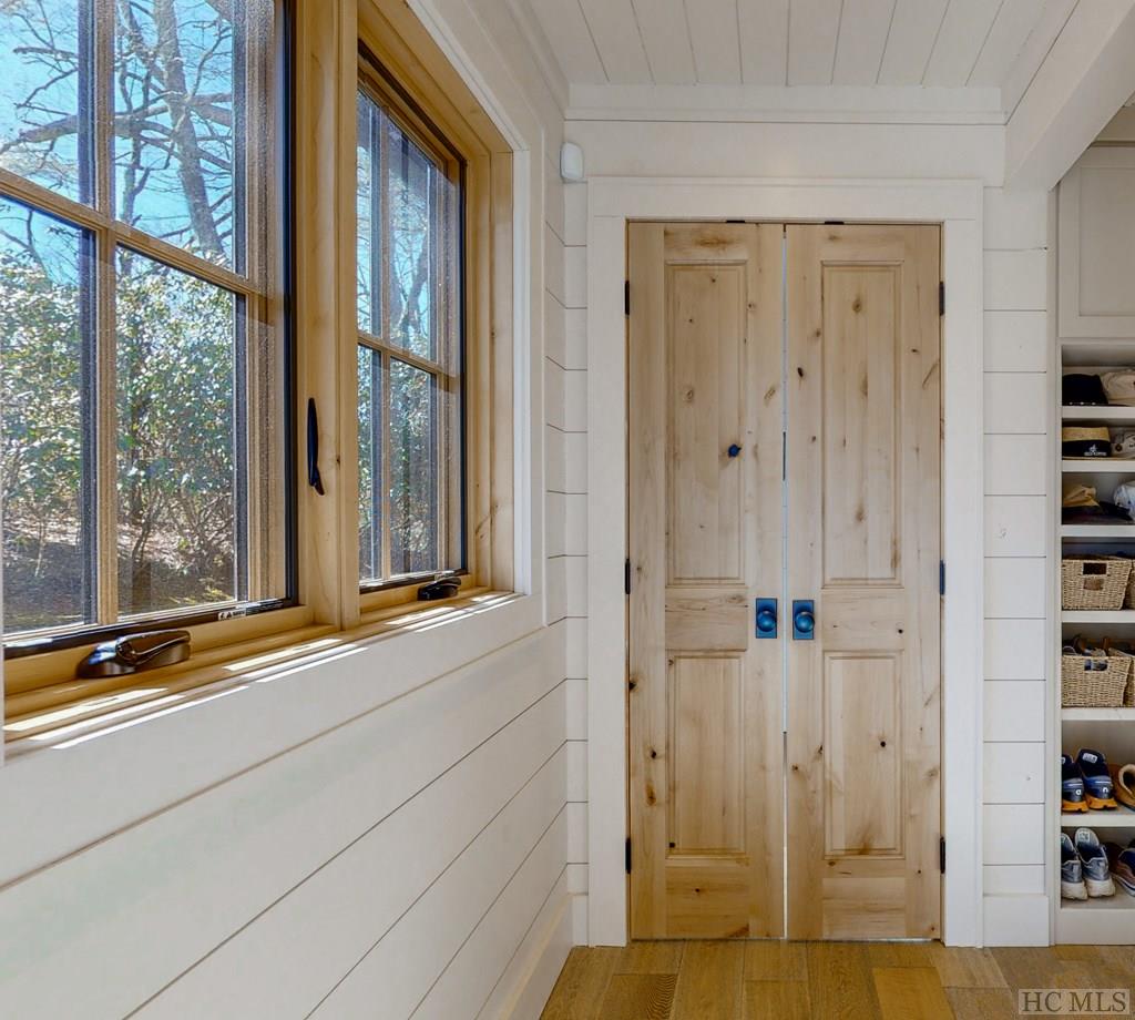 204 Pinecrest Road