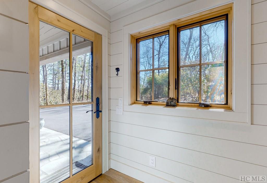 204 Pinecrest Road